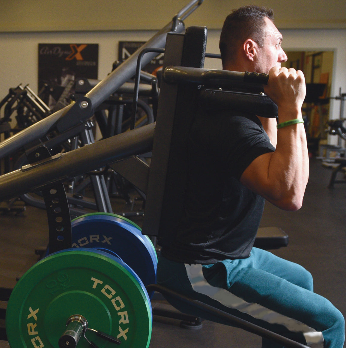 FWX-6200 HACK SQUAT