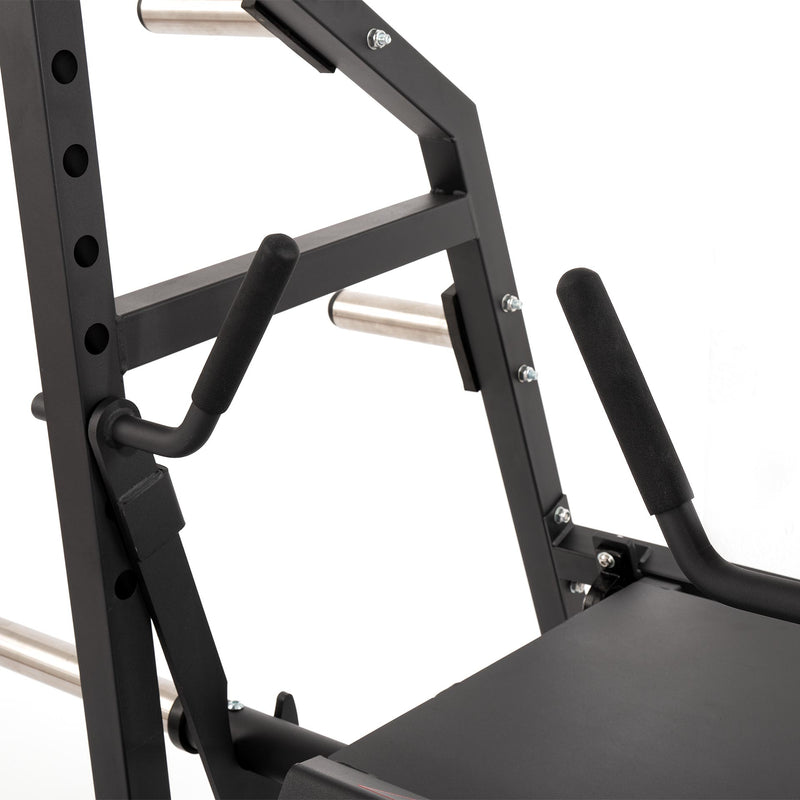 BELT SQUAT